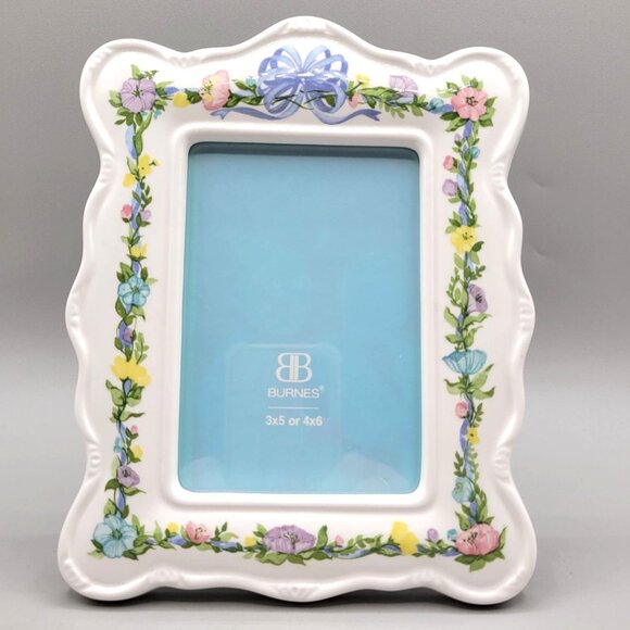 Ceramic Floral Picture Frame Scalloped Edges 3x5 or 4x6 Photos Burnes of Boston - Picture 1 of 8